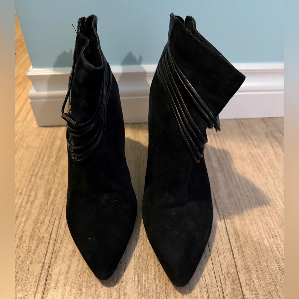 Saks Fifth Ave Black Heel Booties size 10
